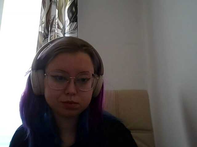 MaddieOrgasm live cam on BongaCams