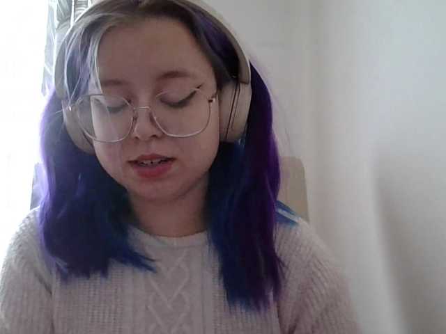 MaddieOrgasm live cam on BongaCams