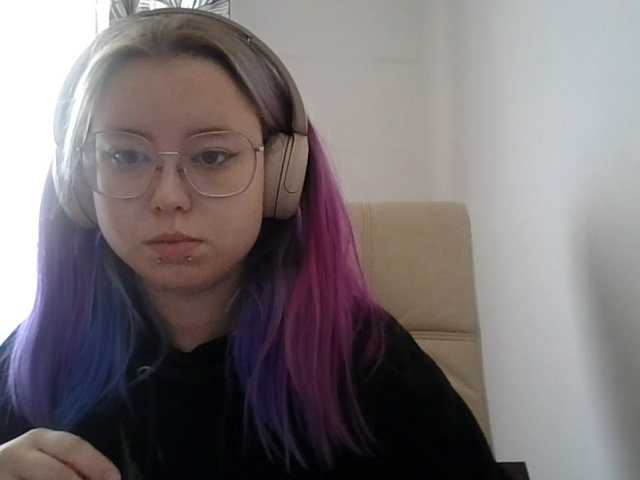MaddieOrgasm live cam on BongaCams