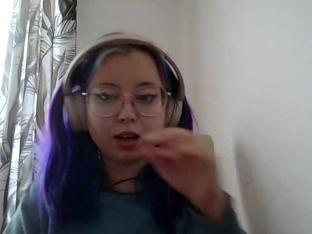 MaddieOrgasm live cam on BongaCams