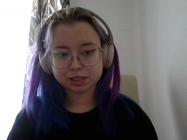 MaddieOrgasm live cam on BongaCams