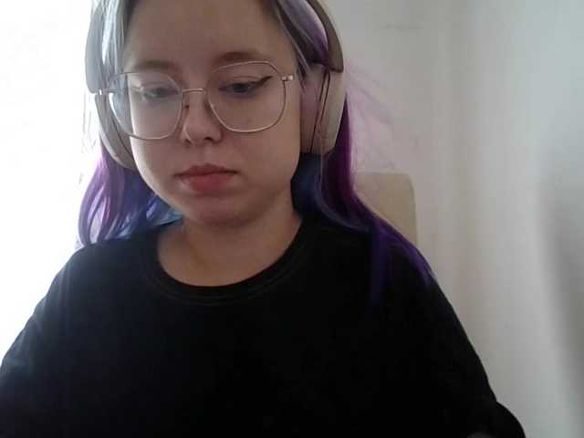 MaddieOrgasm live cam on BongaCams