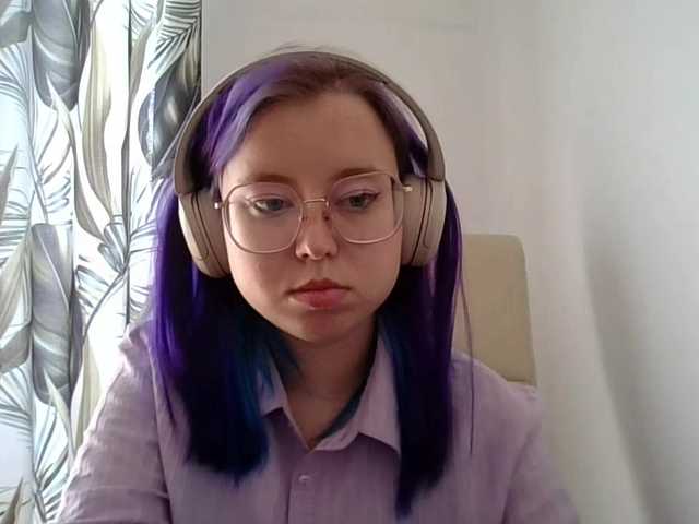 MaddieOrgasm live cam on BongaCams