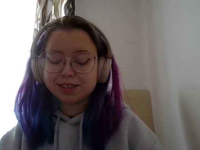 MaddieOrgasm live cam on BongaCams