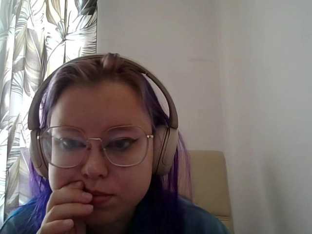 MaddieOrgasm live cam on BongaCams