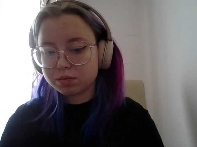 MaddieOrgasm live cam on BongaCams
