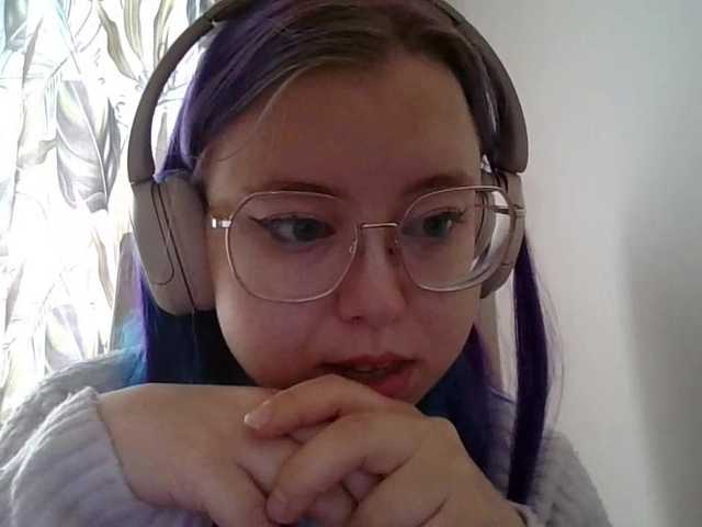 MaddieOrgasm live cam on BongaCams