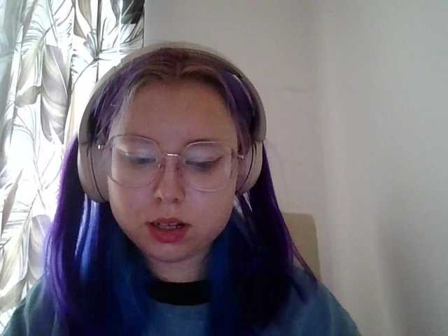 MaddieOrgasm live cam on BongaCams