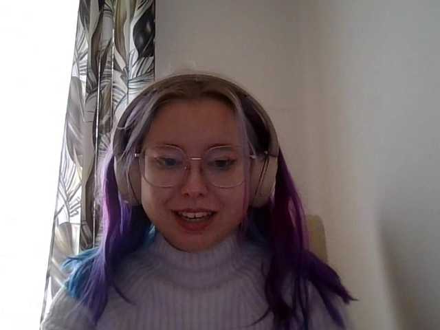 MaddieOrgasm live cam on BongaCams