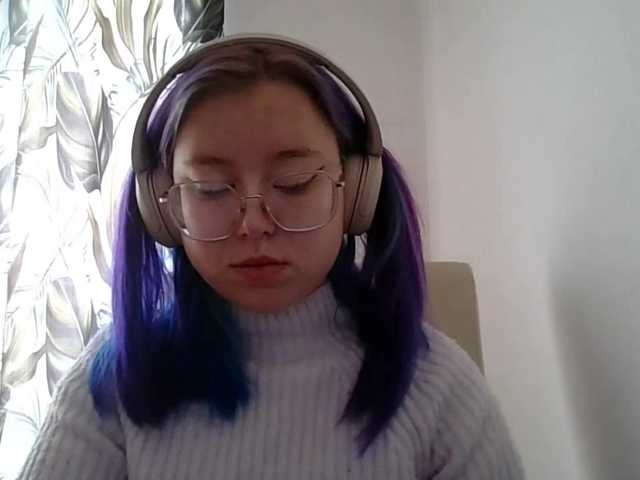 MaddieOrgasm live cam on BongaCams