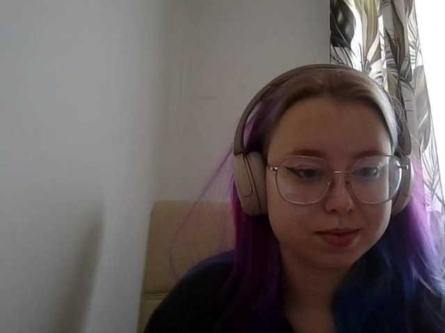 MaddieOrgasm live cam on BongaCams