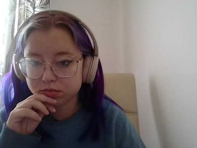 MaddieOrgasm live cam on BongaCams
