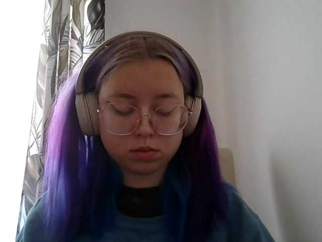 MaddieOrgasm live cam on BongaCams