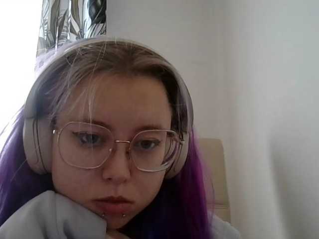 MaddieOrgasm live cam on BongaCams