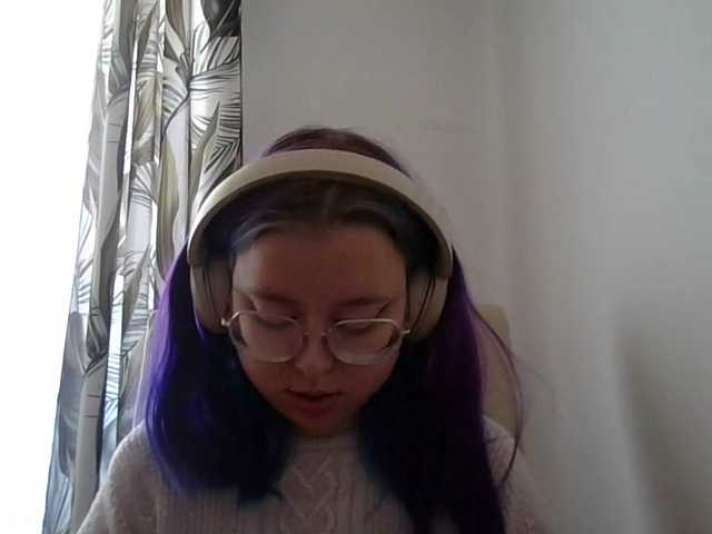 MaddieOrgasm live cam on BongaCams