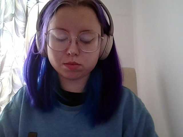 MaddieOrgasm live cam on BongaCams