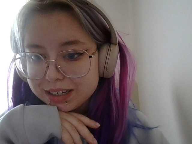 MaddieOrgasm live cam on BongaCams