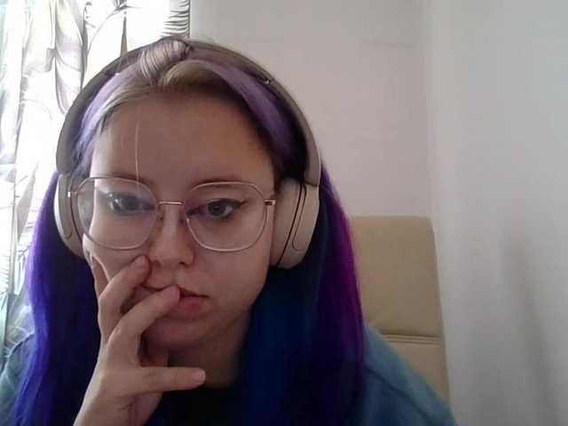 MaddieOrgasm live cam on BongaCams