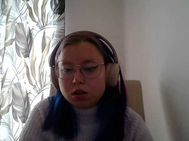 MaddieOrgasm live cam on BongaCams