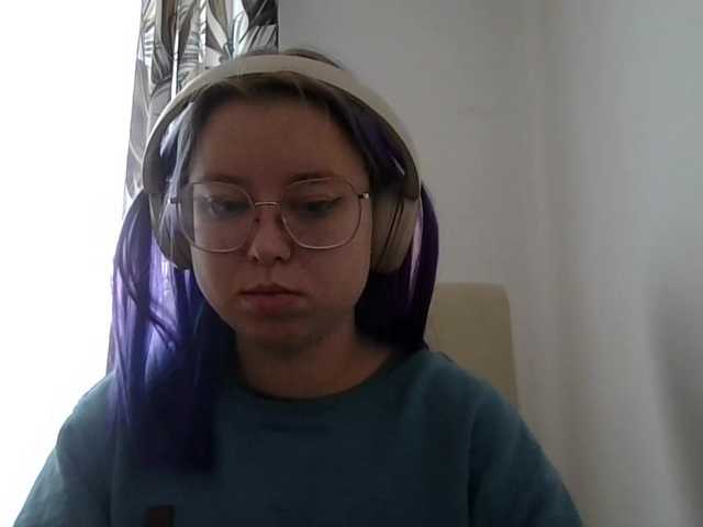 MaddieOrgasm live cam on BongaCams