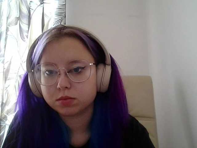 MaddieOrgasm live cam on BongaCams