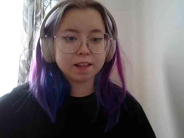 MaddieOrgasm webcam