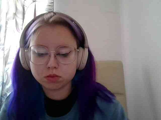 MaddieOrgasm webcam