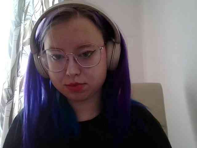 MaddieOrgasm webcam