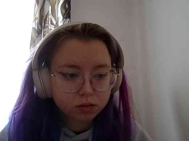 MaddieOrgasm webcam