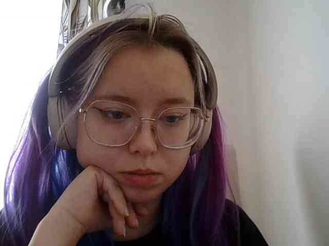 MaddieOrgasm webcam
