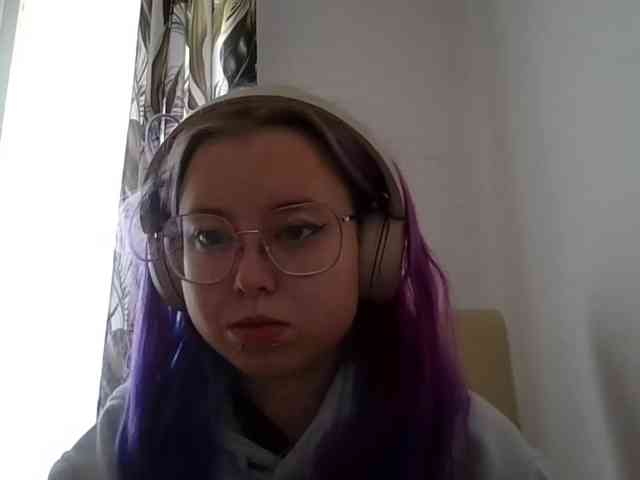MaddieOrgasm webcam