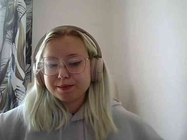 maddieorgasm's live room