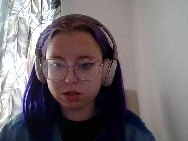 MaddieOrgasm webcam