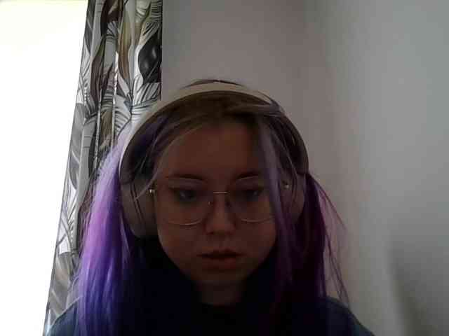 MaddieOrgasm webcam