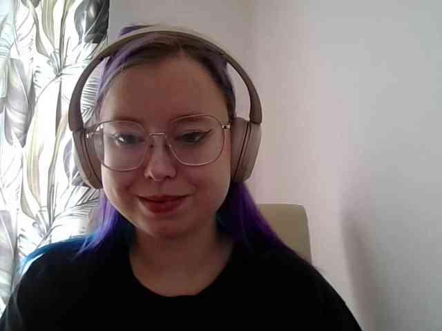 MaddieOrgasm webcam