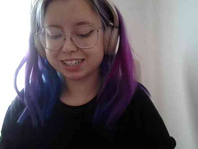MaddieOrgasm webcam