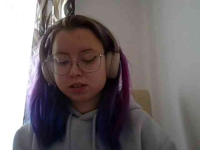 MaddieOrgasm webcam