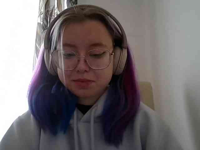 MaddieOrgasm webcam