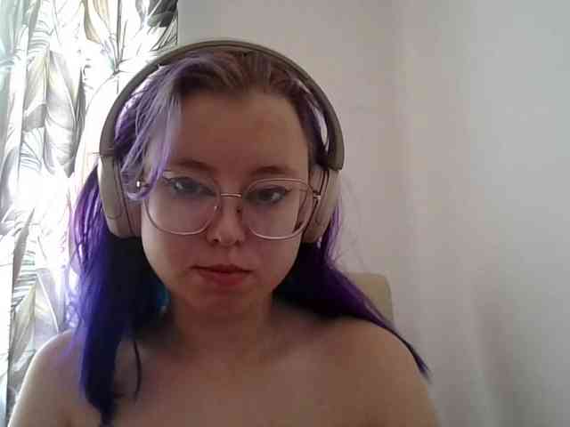MaddieOrgasm webcam
