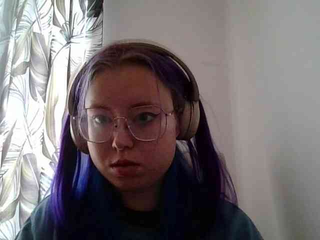 MaddieOrgasm webcam
