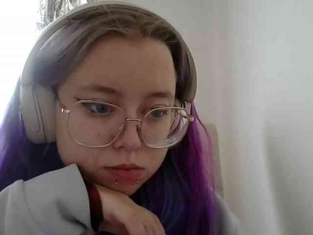 MaddieOrgasm webcam