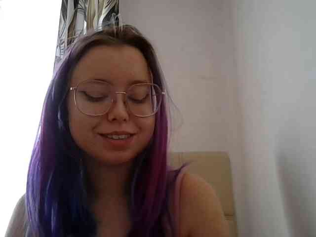 MaddieOrgasm webcam