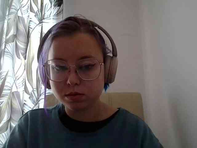 MaddieOrgasm webcam