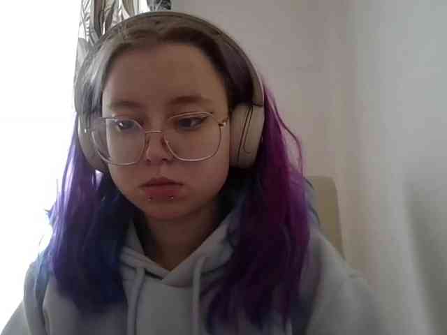 MaddieOrgasm webcam