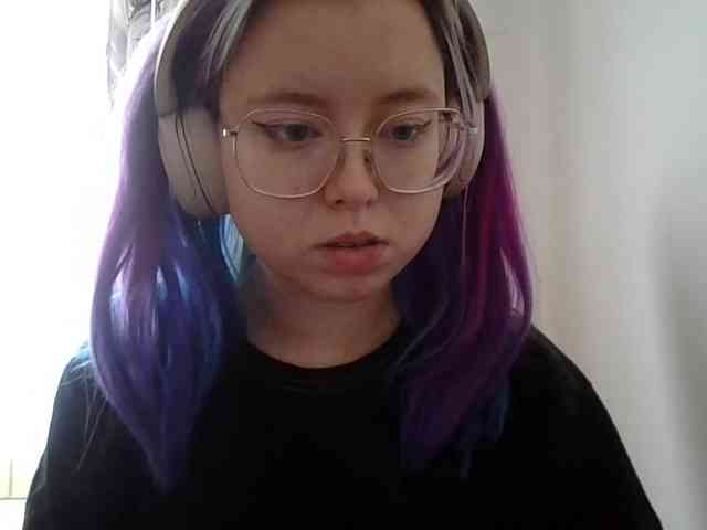 MaddieOrgasm webcam