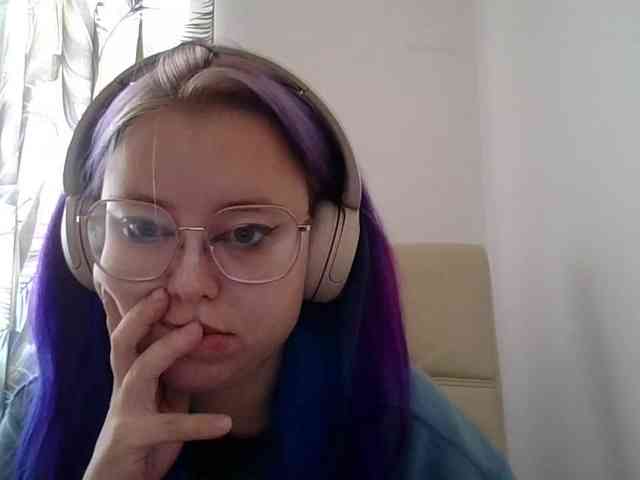 MaddieOrgasm webcam