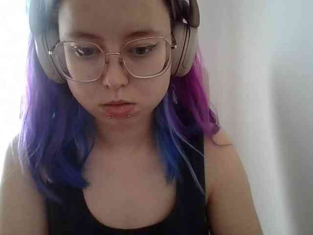 MaddieOrgasm webcam