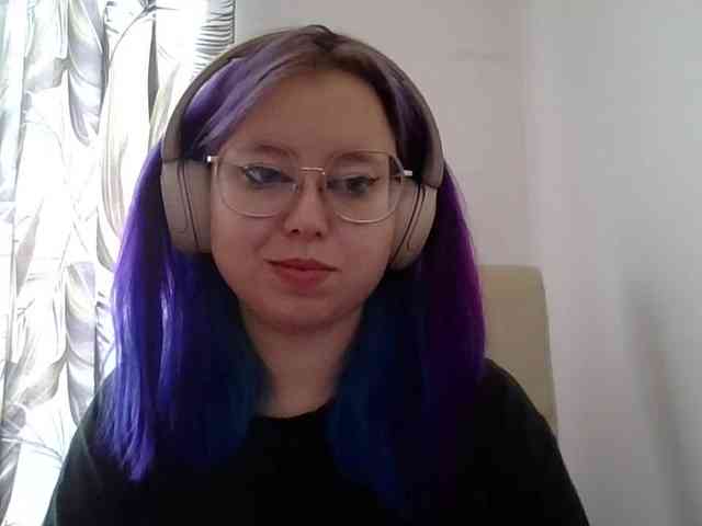 MaddieOrgasm webcam