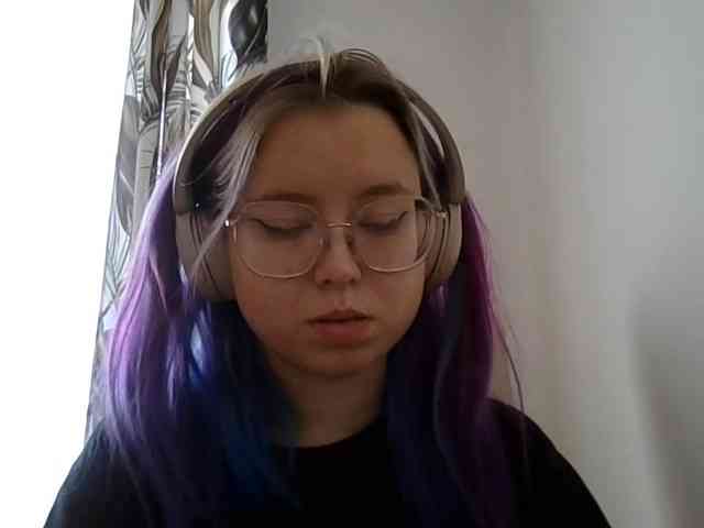 MaddieOrgasm webcam