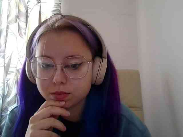 MaddieOrgasm webcam